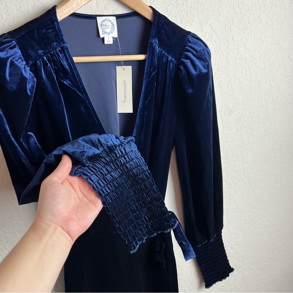 Francesca's Blue Rain Velvet Navy Erin Wrap Dress S Smocked Cuffs Mini NWT - Picture 9 of 12